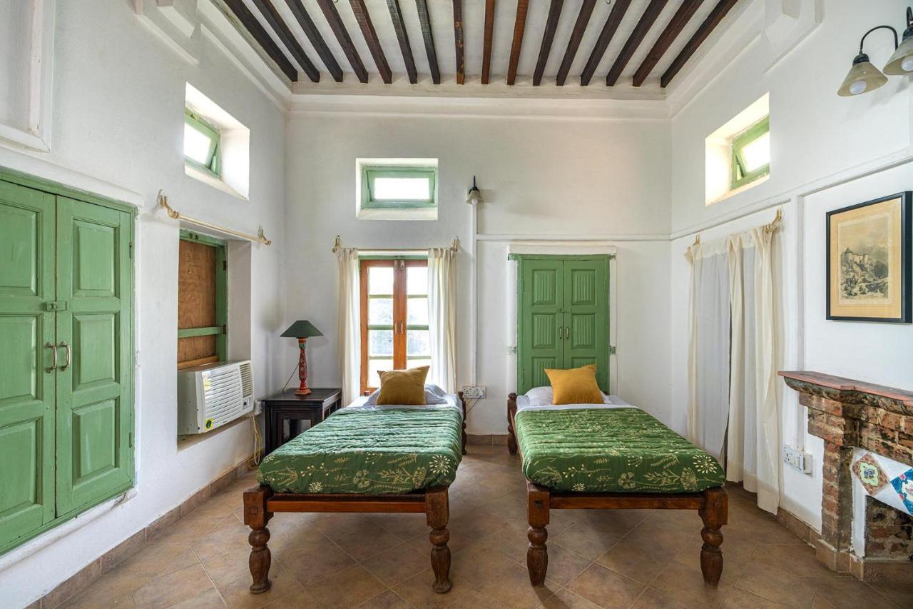 Stayvista'S Peepal Haveli - Rustic Kothi With Terrace, Breathtaking View & Bonfire Narainpur  Kültér fotó